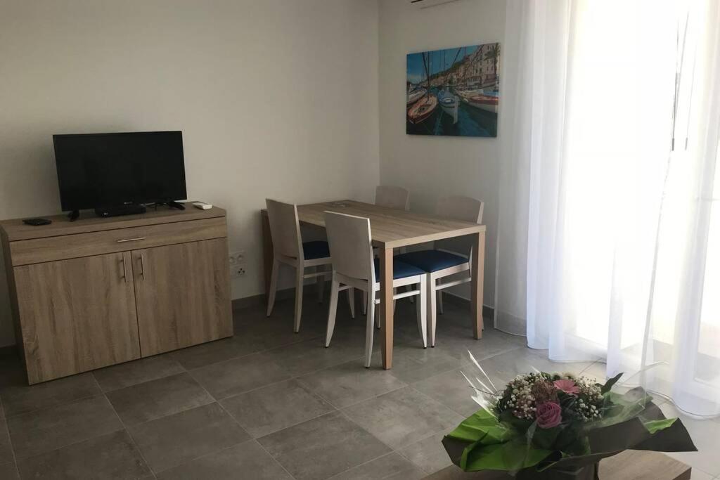 Bonifacio 3Mn Du Port! Villa Piscine Chauffee ,Clim,Wifi Eksteriør billede